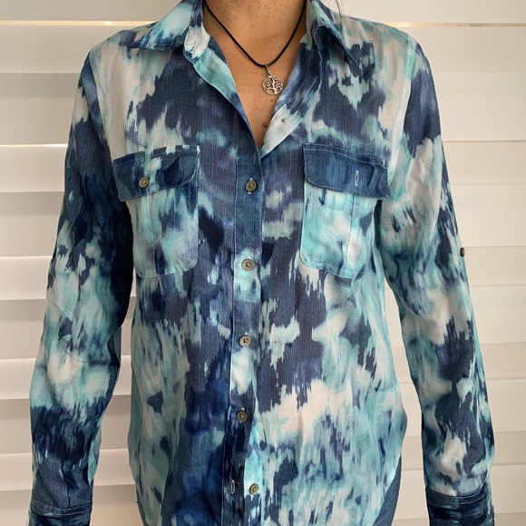 Calvin Klein button up - Picture 1 of 3